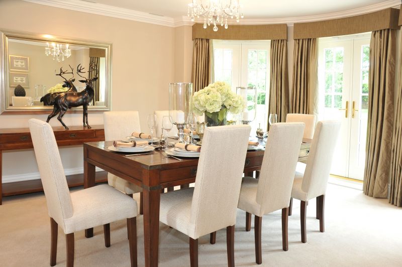Dining Room Elegance